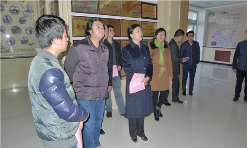 11月26日，河南省音乐家协会志愿服务队调研顺兴和药材企业.jpg